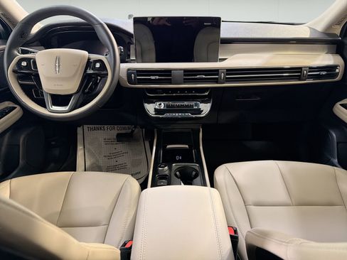 New 2026 Lincoln Corsair Premiere FWD image 23