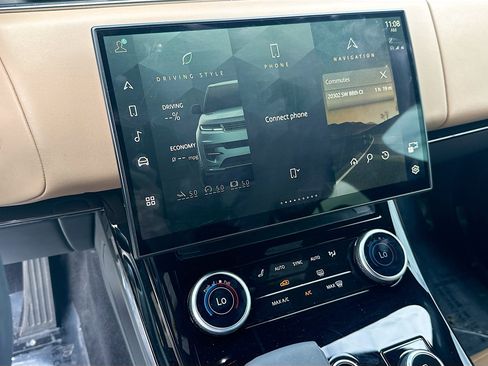 Used 2023 Land Rover Range Rover Sport SE image 12