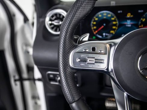 Used 2022 Mercedes-Benz GLA 45 AMG 4MATIC image 39