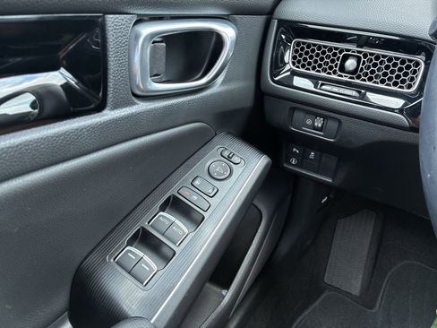 Certified 2023 Honda Civic Sport Touring image 40