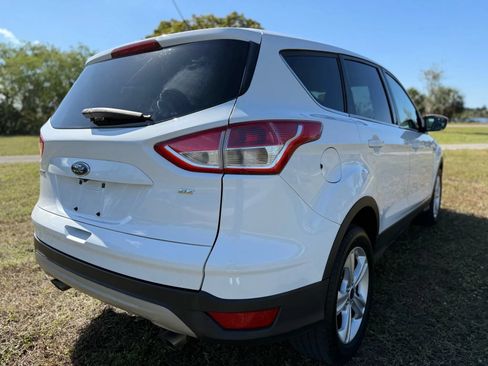 Used 2015 Ford Escape SE FWD image 7