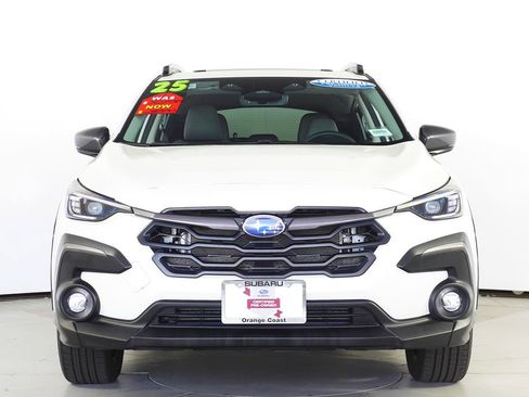 Certified 2025 Subaru Crosstrek 2.5i Limited w/ Crosstrek Mirror Package image 3