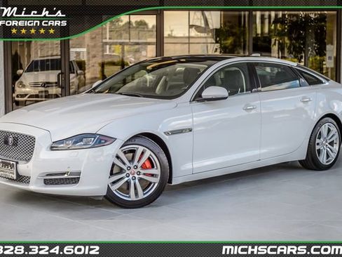 Used 2019 Jaguar XJ L Portfolio RWD image 1