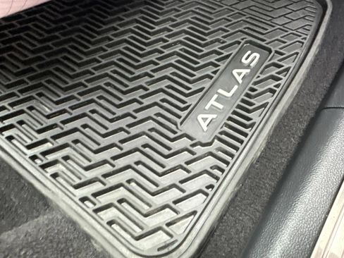 Certified 2024 Volkswagen Atlas SEL AWD/4WD image 44