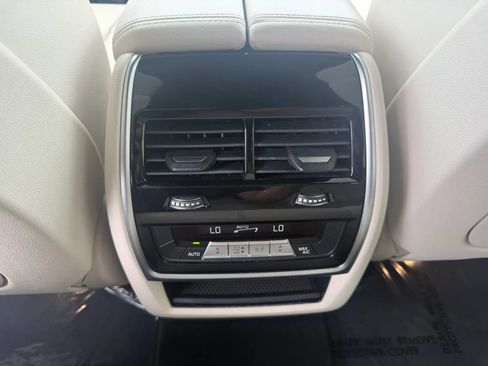 Used 2019 BMW X5 xDrive40i w/ Premium Package 2 AWD/4WD image 53