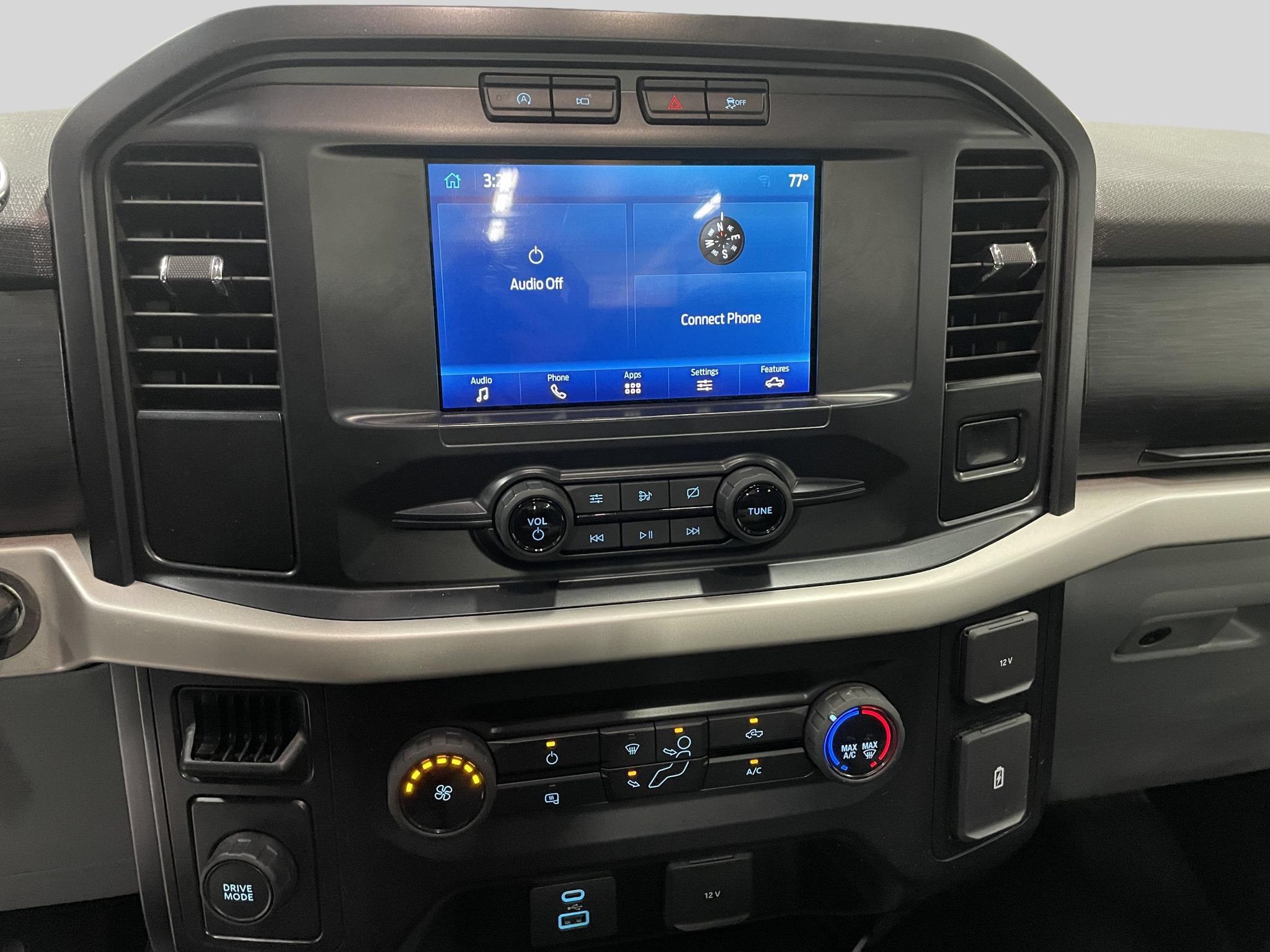 Used 2021 Ford F150 XL w/ Equipment Group 101A High RWD image 14