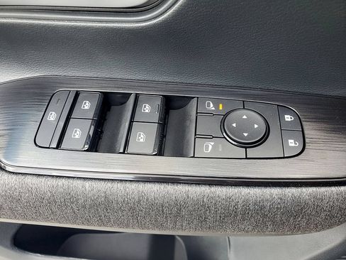 New 2026 Nissan Kicks SV w/ SV Premium Package AWD/4WD image 22