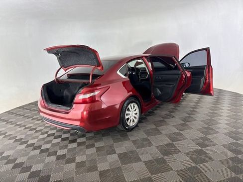 Used 2018 Nissan Altima 2.5 S w/ S Convenience Package FWD image 16