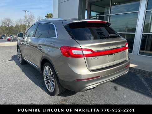 Used 2016 Lincoln MKX Reserve w/ Technology Package image 5