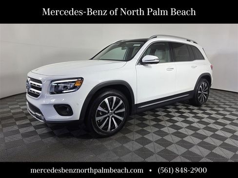 Certified 2022 Mercedes-Benz GLB 250 image 1