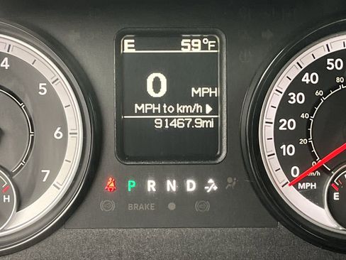 Used 2017 RAM 1500 Express AWD/4WD image 13
