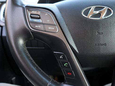 Used 2017 Hyundai Santa Fe Sport image 27