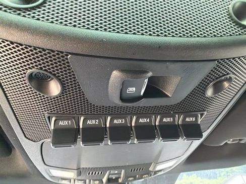 Used 2017 Ford F250 Platinum w/ Platinum Ultimate Package AWD/4WD image 42
