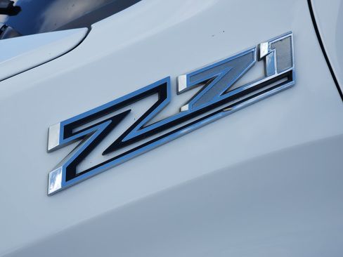 Used 2023 Chevrolet Silverado 1500 LTZ w/ LTZ Convenience Package II AWD/4WD image 14