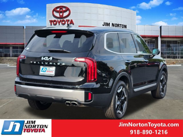 Used 2025 Kia Telluride S FWD image 5