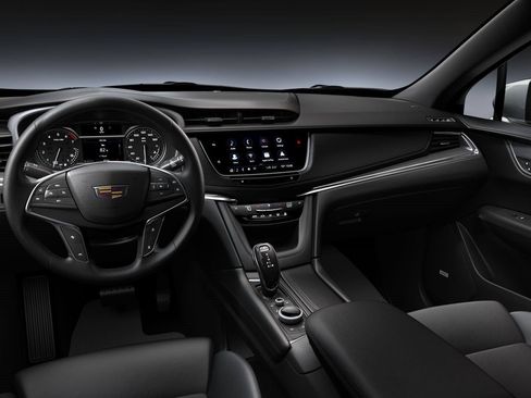 New 2025 Cadillac XT5 Luxury image 43