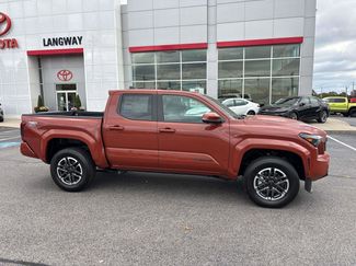 New 2025 Toyota Tacoma TRD Sport AWD/4WD video 2