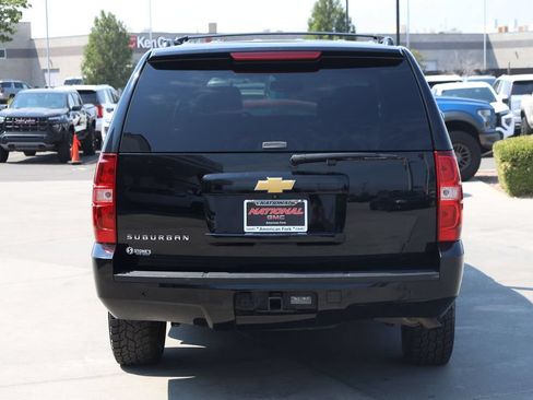 Used 2014 Chevrolet Suburban LT AWD/4WD image 5