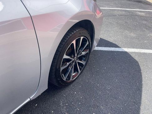 Used 2019 Toyota Corolla SE image 5