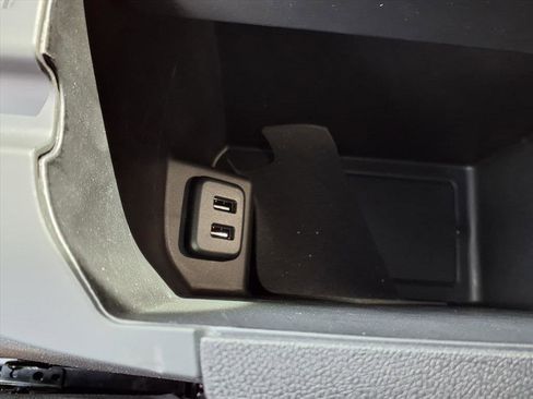 Used 2022 GMC Terrain AT4 w/ Infotainment Package II image 11