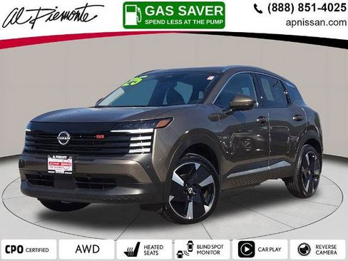 Certified 2025 Nissan Kicks SR image 1