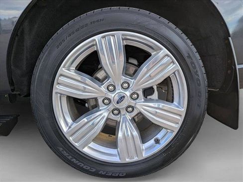 Used 2023 Ford Expedition Platinum AWD/4WD image 24