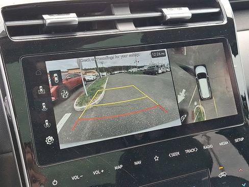 Used 2024 Hyundai Tucson Limited AWD/4WD image 19