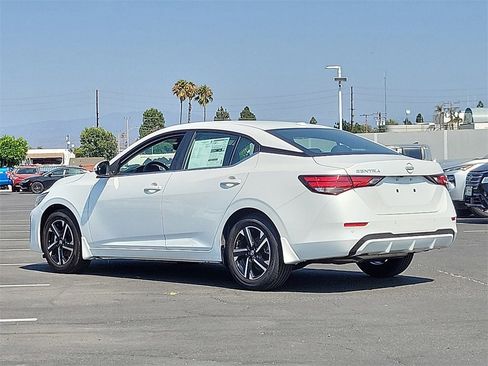 New 2025 Nissan Sentra SV image 2