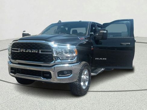 Used 2024 RAM 2500 Big Horn AWD/4WD image 10