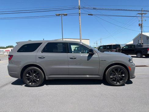Used 2022 Dodge Durango R/T w/ Blacktop Package AWD/4WD image 11