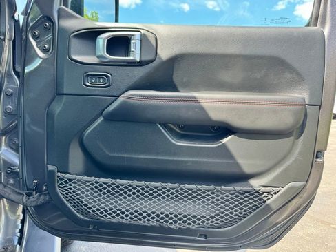 Used 2018 Jeep Wrangler Rubicon AWD/4WD image 21