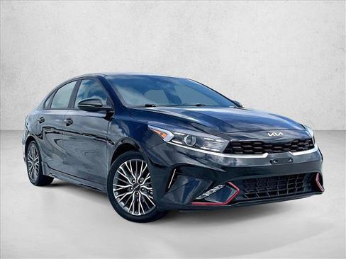 Used 2023 Kia Forte GT-Line FWD image 12