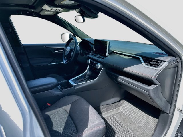 Used 2023 Toyota RAV4 SE w/ Weather & Moonroof Package AWD/4WD image 29