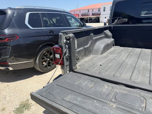 Used 2020 Jeep Gladiator Mojave AWD/4WD image 4