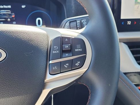 New 2026 Ford Explorer Active RWD image 16