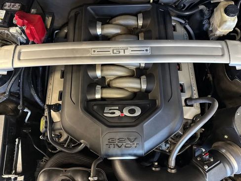 Used 2012 Ford Mustang GT Premium w/ Brembo Brake Pkg image 7