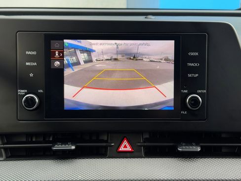 Used 2024 Kia Sportage LX image 22