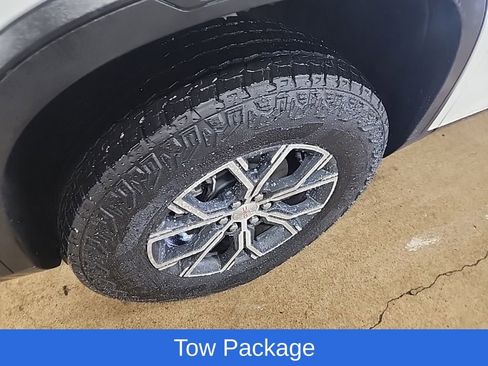 Used 2025 GMC Acadia AT4 image 11