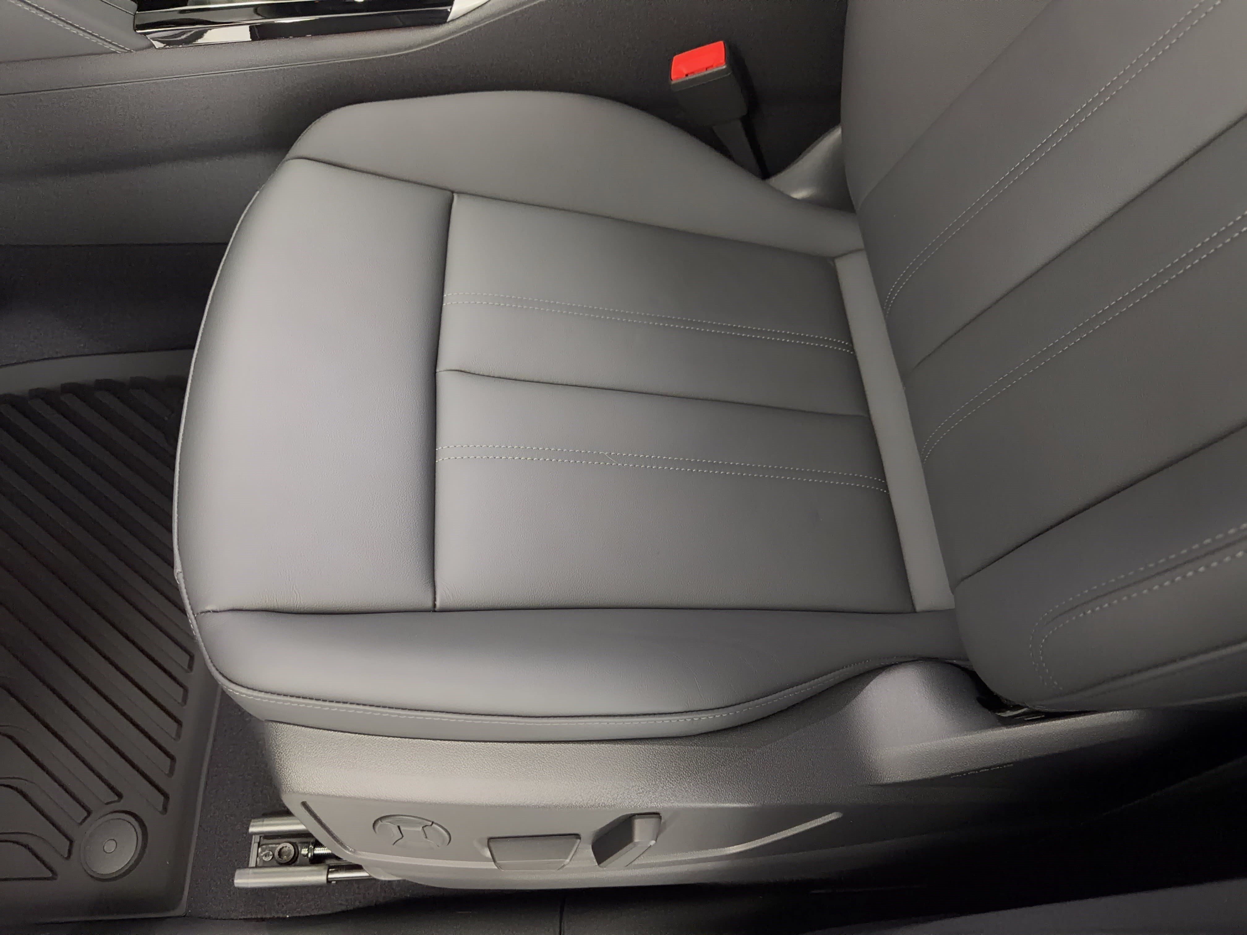 New 2026 Audi Q5 Premium Plus AWD/4WD image 16