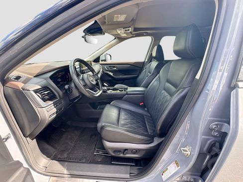 Certified 2023 Nissan Rogue Platinum w/ Platinum Premium Package AWD/4WD image 27