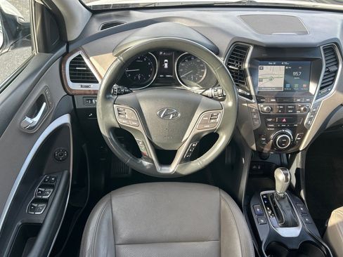 Used 2019 Hyundai Santa Fe XL image 5