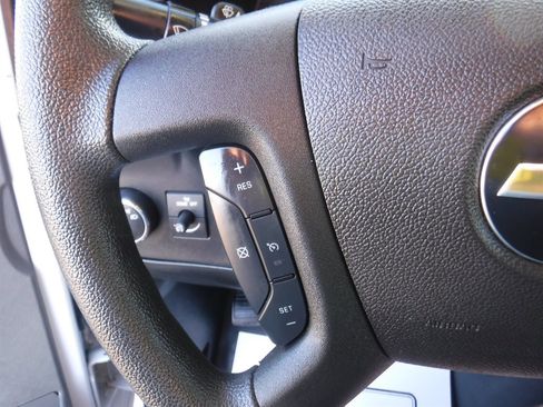 Used 2020 Chevrolet Express 3500 LS image 13