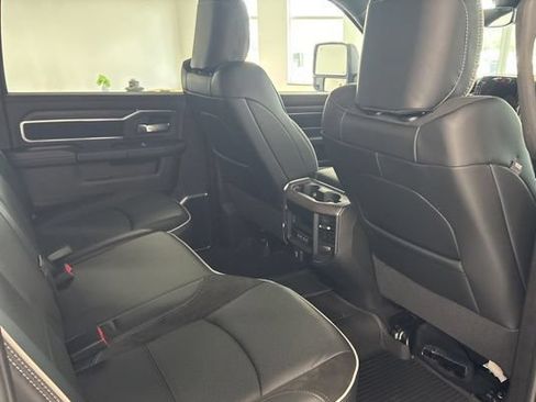 New 2026 RAM 3500 Laramie AWD/4WD image 28