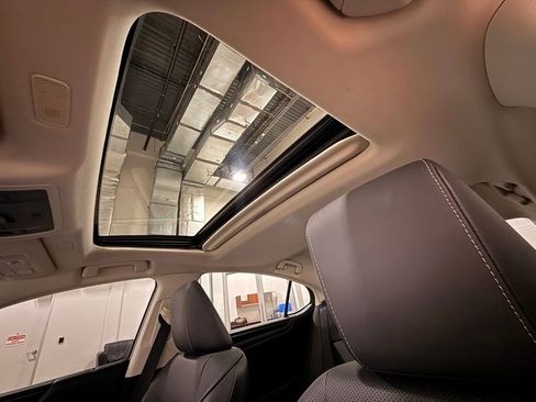 Used 2022 Lexus ES 350 w/ Premium Package image 17