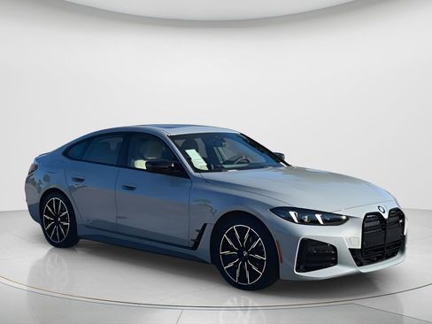 New 2026 BMW M440i M440i w/ Premium Package image 2