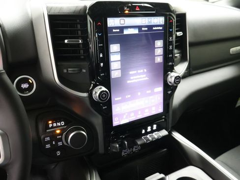 New 2026 RAM 1500 4x4 Crew Cab image 19