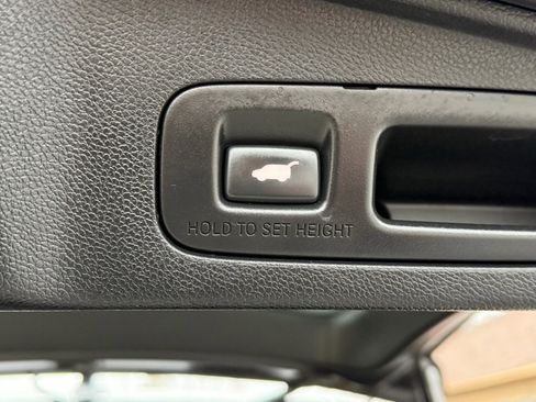 Used 2018 Honda CR-V EX-L image 17