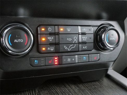 Certified 2021 Ford F350 Lariat w/ Lariat Value Package image 22