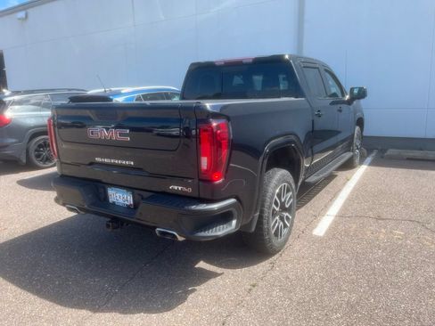 Used 2022 GMC Sierra 1500 AT4 w/ AT4 Premium Package AWD/4WD image 3