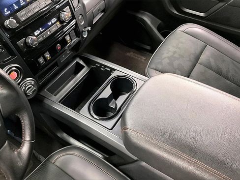 Used 2023 Nissan Titan PRO-4X image 16
